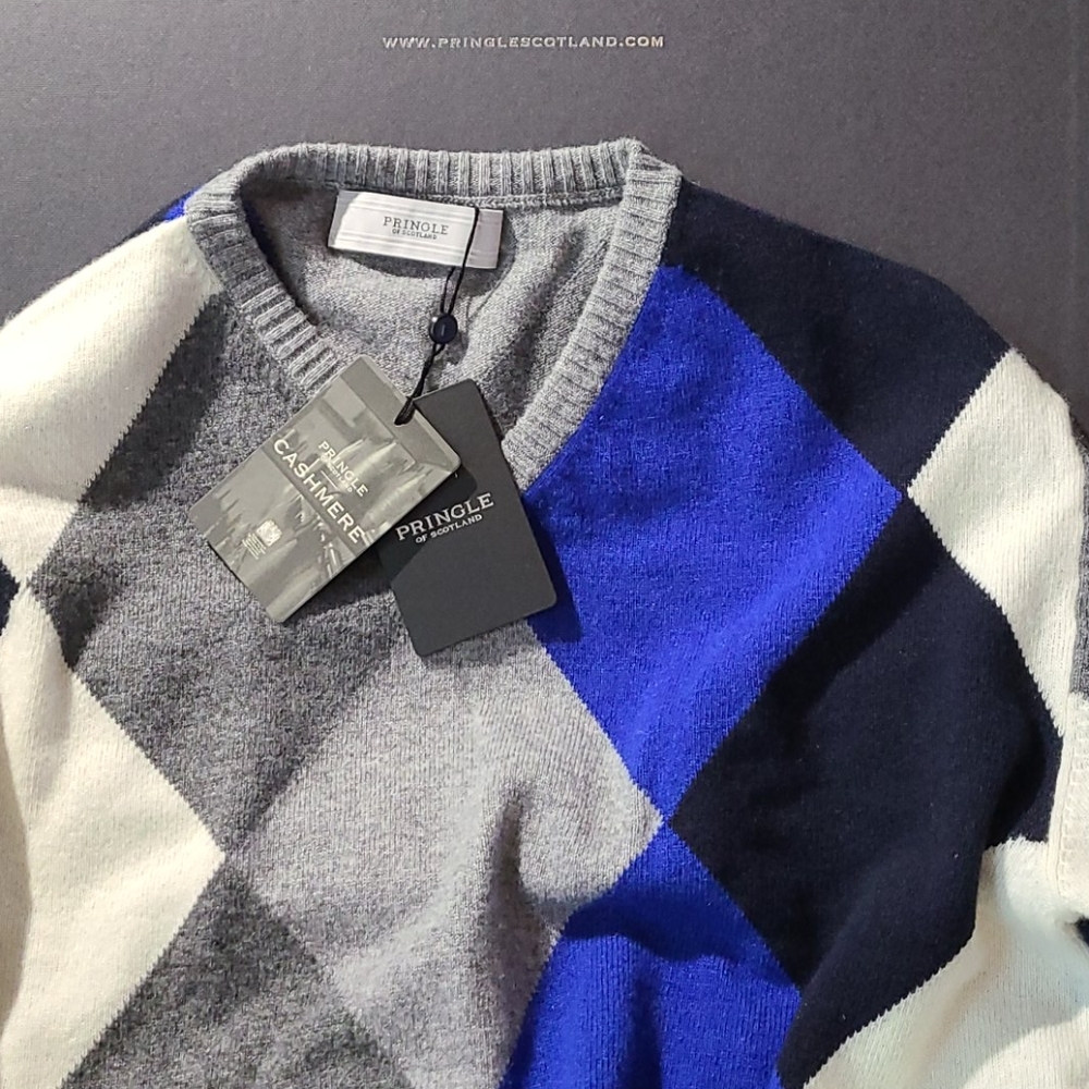 Female, never worn, medium Pringle Argyle sweater